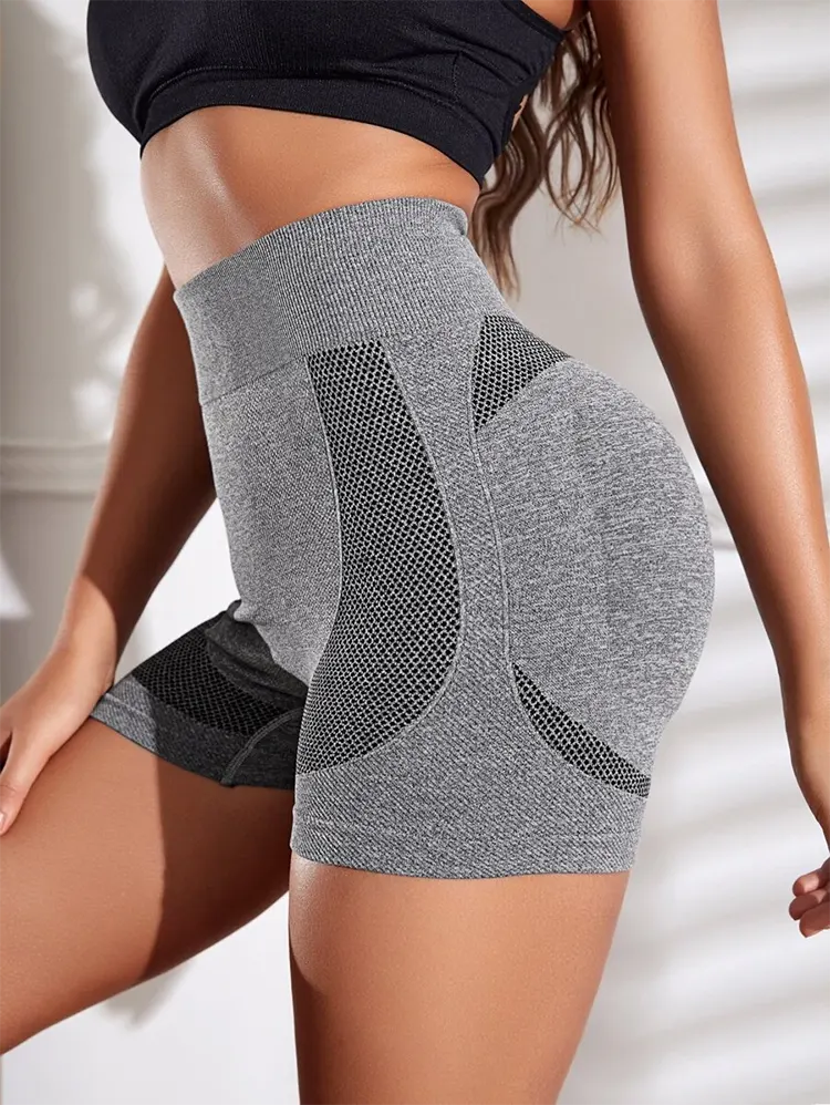 Legging pinggul peach mesh lancar telah memenangi cinta lebih ramai wanita